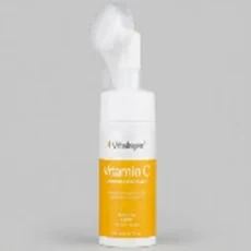 فوم شست‌وشوی صورت ویتالیر مدل VITAMIN C